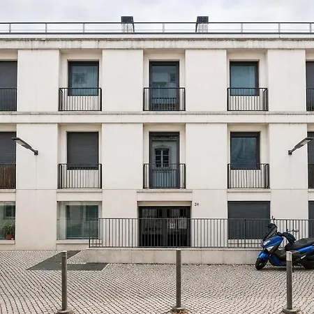 شقة 2 Bedroom Central Lisbon Apartment Near Graca-Alfama-Baixa-Rossio With Private Parking